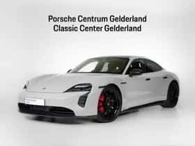 Porsche Taycan (2024)
