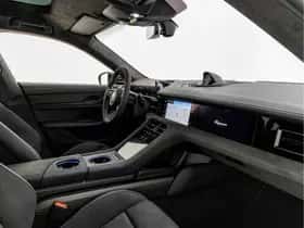 Porsche Taycan (2024) thumbnail 14