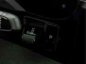 Porsche Taycan (2024) thumbnail 19