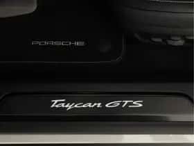 Porsche Taycan (2024) thumbnail 26