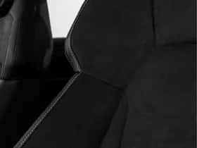 Porsche Taycan (2024) thumbnail 27