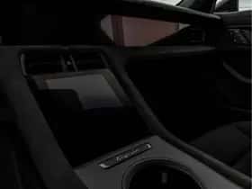 Porsche Taycan (2024) thumbnail 34