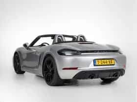 Porsche 718 (2022) thumbnail 6