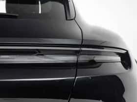 Porsche Taycan (2025) thumbnail 26