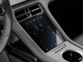Porsche Taycan (2025) thumbnail 31