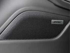 Porsche Taycan (2025) thumbnail 34