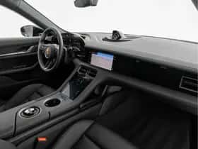 Porsche Taycan (2025) thumbnail 7