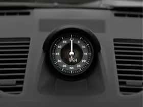 Porsche 911 (2025) thumbnail 38