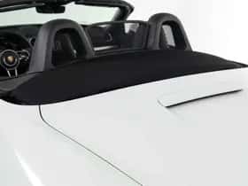 Porsche 718 (2023) thumbnail 24