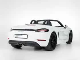 Porsche 718 (2023) thumbnail 7