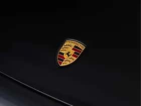 Porsche 911 (2023) thumbnail 21