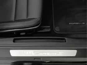 Porsche 911 (2023) thumbnail 29