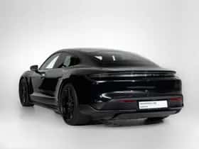 Porsche Taycan (2024) thumbnail 2