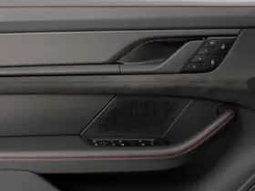 Porsche Taycan (2024) thumbnail 18