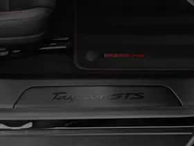 Porsche Taycan (2024) thumbnail 30