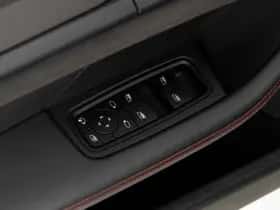 Porsche Taycan (2024) thumbnail 39