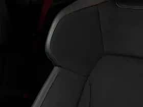 Porsche Taycan (2024) thumbnail 46