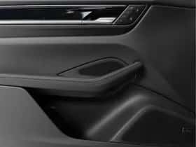 Porsche Macan (2025) thumbnail 36