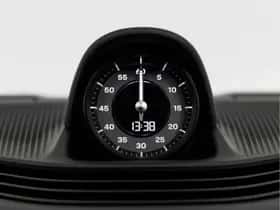 Porsche Taycan (2025) thumbnail 38