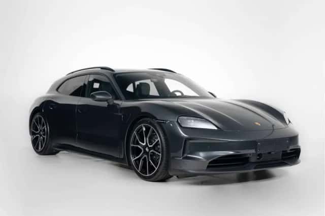 Porsche Taycan (2025) thumbnail 5