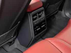 Porsche Macan (2025) thumbnail 19