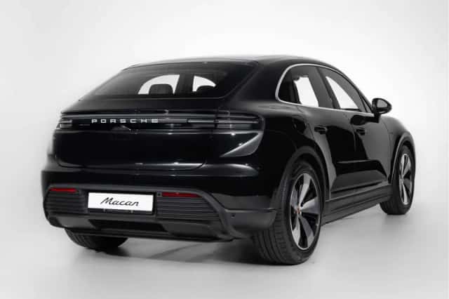 Porsche Macan (2025) thumbnail 6