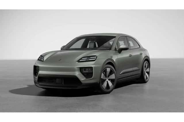 Porsche Macan (2026) thumbnail 1