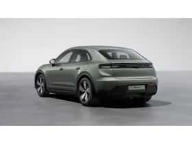 Porsche Macan (2026) thumbnail 2