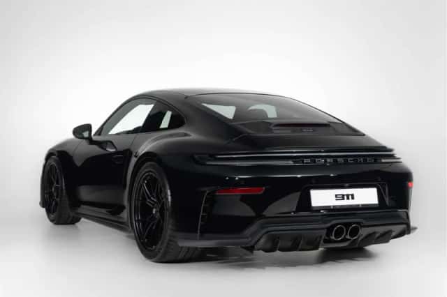 Porsche 911 (2026) thumbnail 2