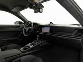 Porsche 911 (2026) thumbnail 10