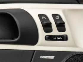 Porsche 911 (2011) thumbnail 19