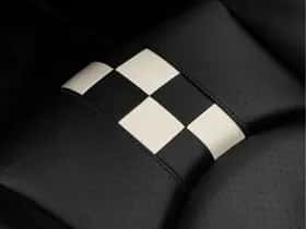 Porsche 911 (2011) thumbnail 22