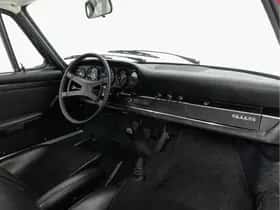 Porsche 911 (1969) thumbnail 7