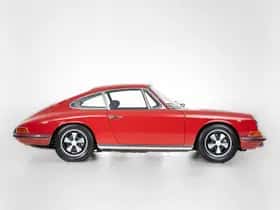 Porsche 911 (1969) thumbnail 10