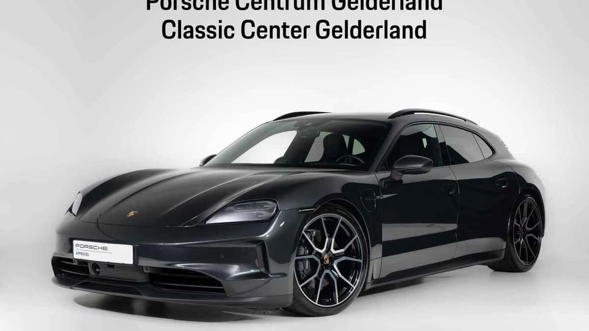 Porsche Taycan (2024) — foto 1