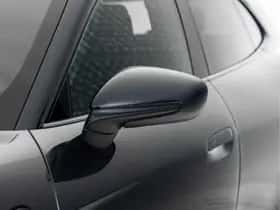 Porsche Taycan (2024) thumbnail 22