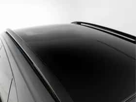 Porsche Taycan (2024) thumbnail 24