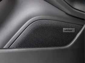 Porsche Taycan (2024) thumbnail 33