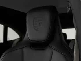 Porsche Taycan (2025) thumbnail 18