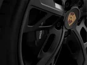 Porsche Taycan (2025) thumbnail 24