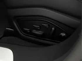 Porsche Taycan (2025) thumbnail 38