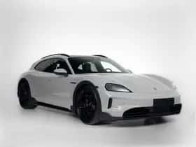 Porsche Taycan (2025) thumbnail 5