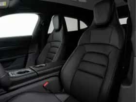 Porsche Taycan (2025) thumbnail 4
