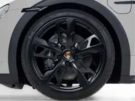 Porsche Taycan (2025) thumbnail 46