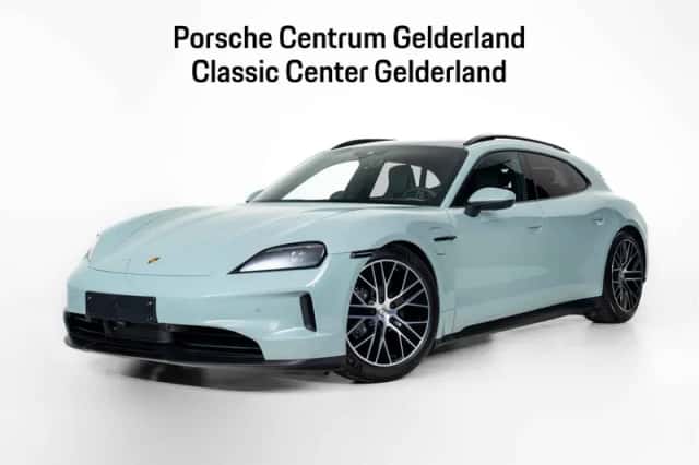 Porsche Taycan (2025) thumbnail 1