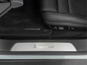 Porsche Taycan (2025) thumbnail 29