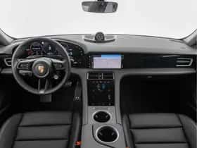 Porsche Taycan (2025) thumbnail 7