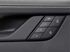 Porsche 911 (2024) thumbnail 25