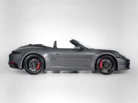 Porsche 911 (2024) thumbnail 10