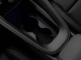 Porsche Macan (2026) thumbnail 23